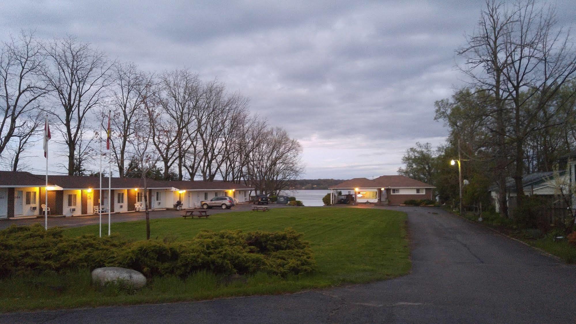 Bayside Motel Trenton Luaran gambar