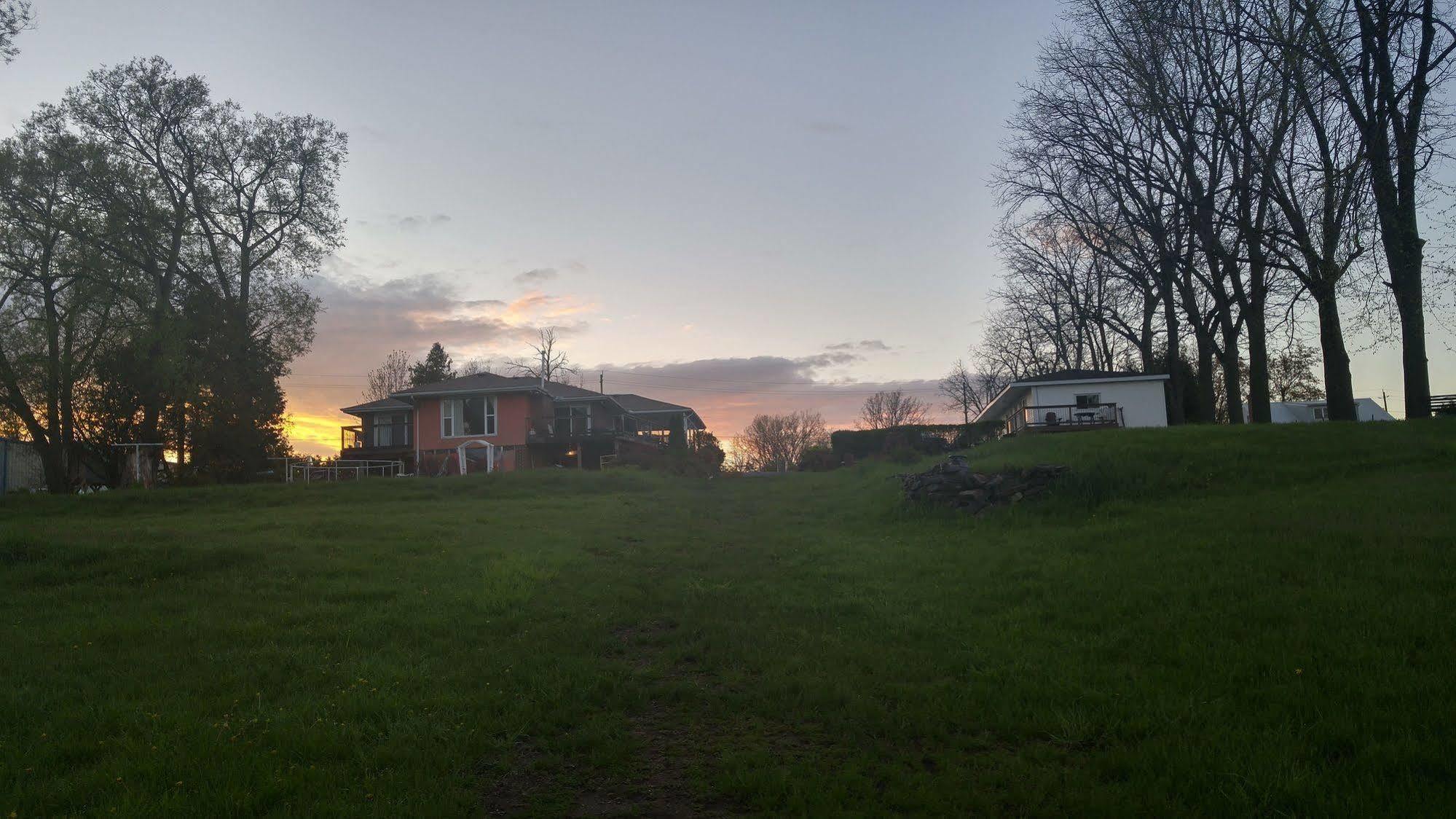 Bayside Motel Trenton Luaran gambar
